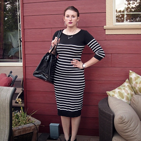 Old Navy Dresses & Skirts - Striped 3/4 sleeve sweater dress